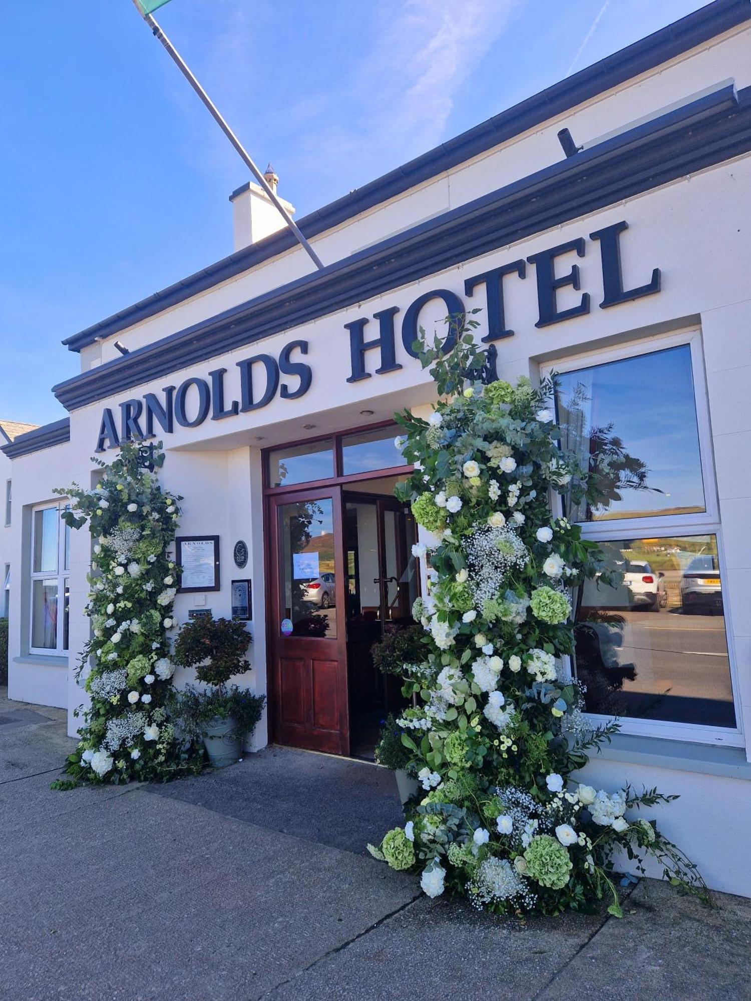 Arnolds Hotel 던파나기 외부 사진
