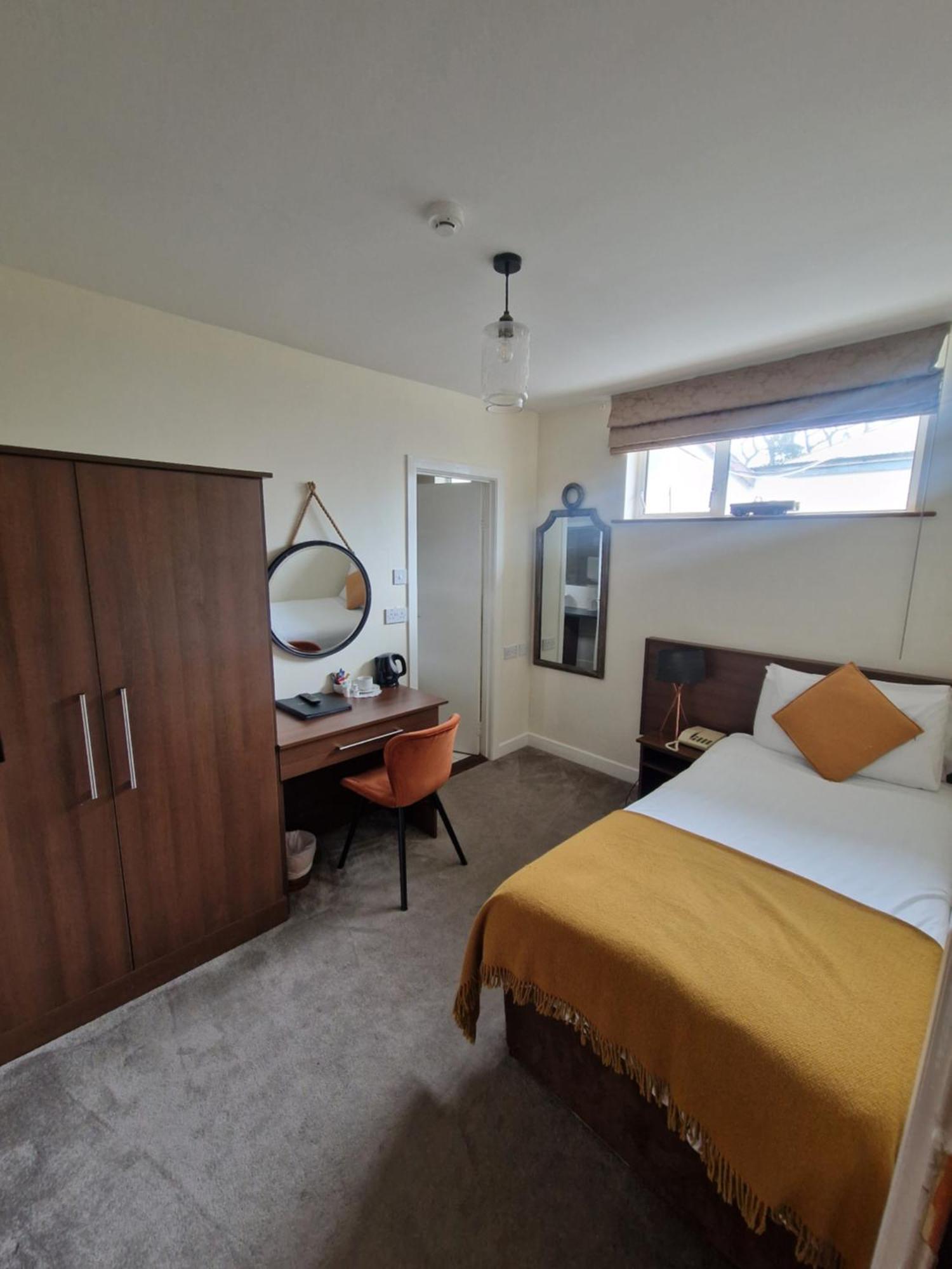 Arnolds Hotel 던파나기 외부 사진
